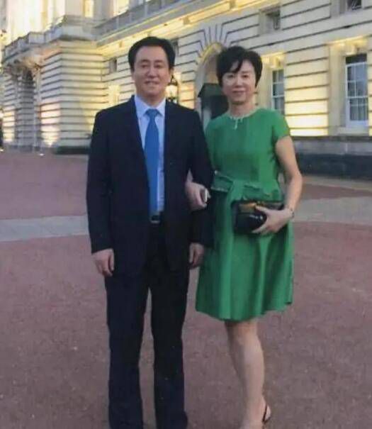 《神探大战》正在上映中